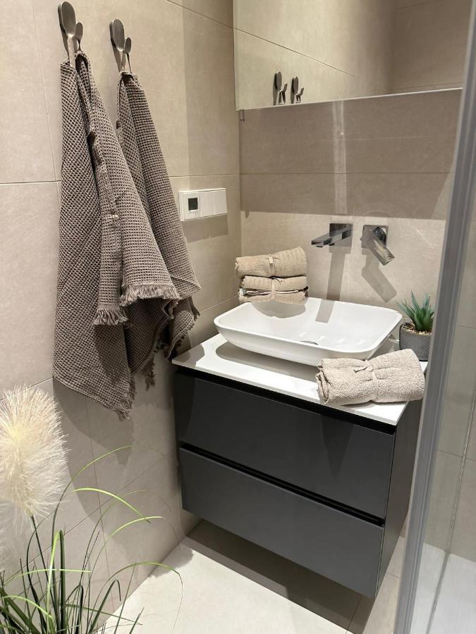Riga Center - Quiet Studio - 5 Min To Old Town & Nflx Εξωτερικό φωτογραφία